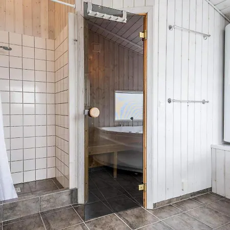 Holiday Hvide Sande Li 度假居 Bjerregård